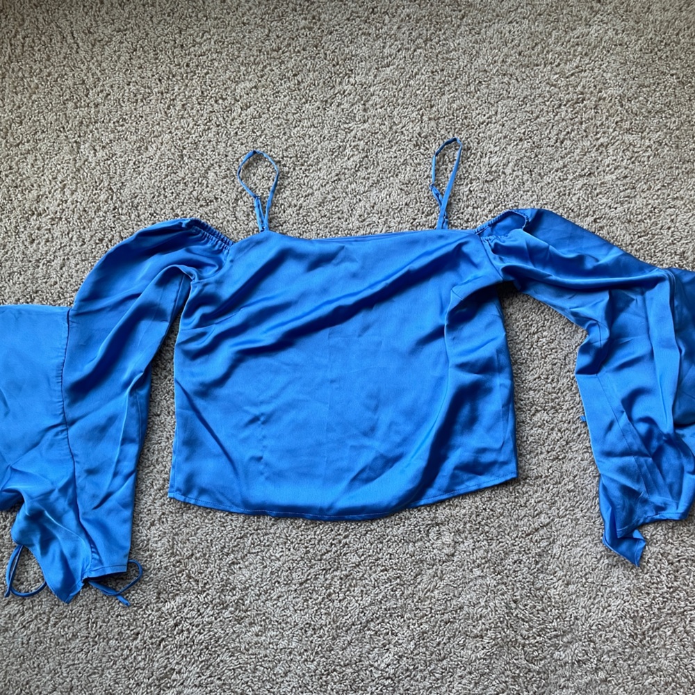 Marciano Blue Silk Off-the-shoulder Top with tied Bell Sleeves (Size S)
